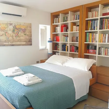Apartment Ines By Dimore In Sicily Syracuse